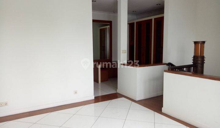 Good house in strategic location of south Jakarta  "The price can be negotiable" 2