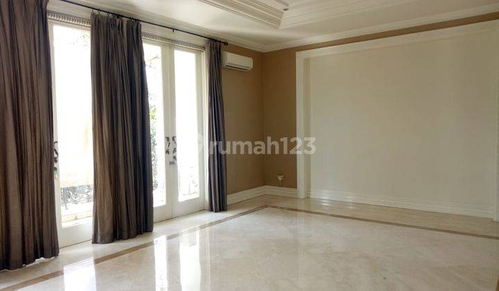 Luxury House at Senopati, suitable for expatriate residential 2