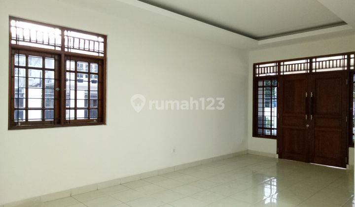 Luxury and huge house in Senopati area 2