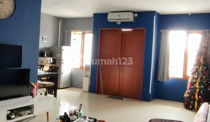Dijual Ruko Multi Fungsi Tomang 3 Lantai 12