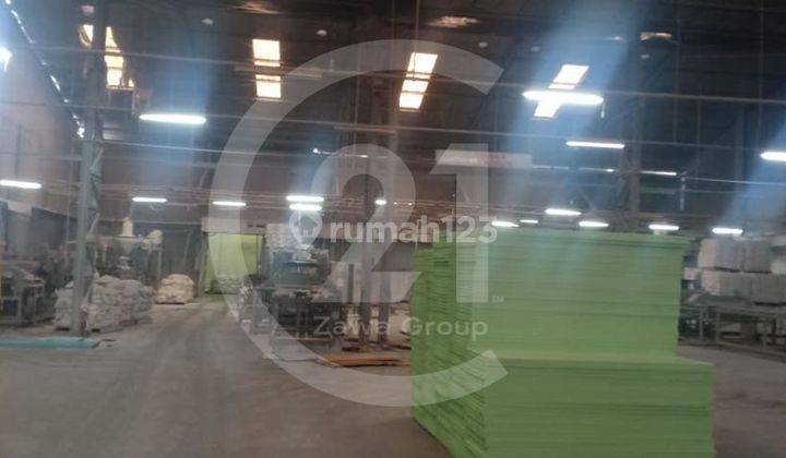 Pabrik di Kawasan Industri Manis Jatiuwung Tangerang