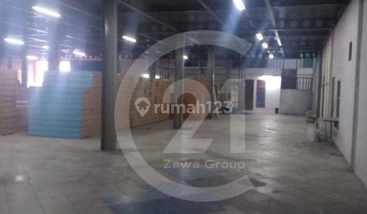 Pabrik di Kawasan Industri Manis Jatiuwung Tangerang