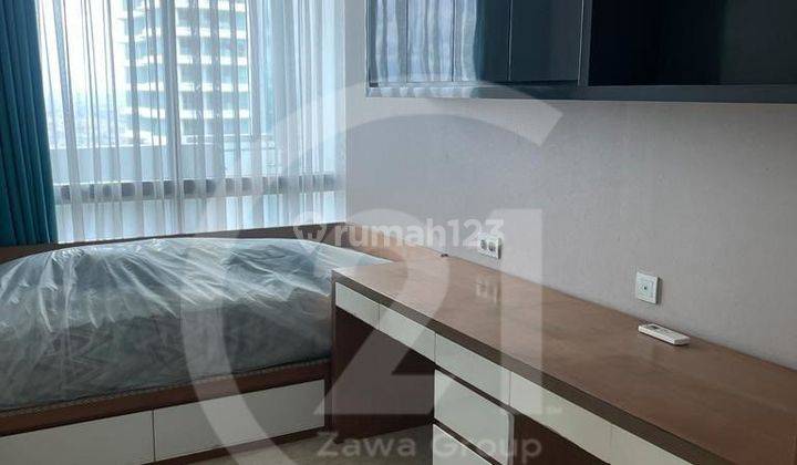 Sewa Apartemen St Moritz Full Furnished Lantai Tinggi 10