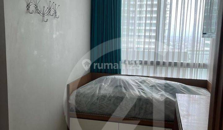 Sewa Apartemen St Moritz Full Furnished Lantai Tinggi 11