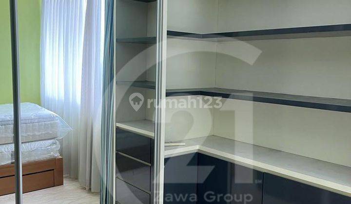 Sewa Apartemen St Moritz Full Furnished Lantai Tinggi 16