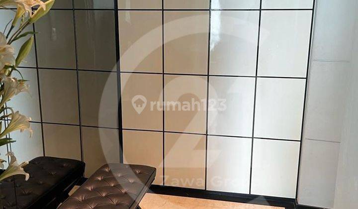 Sewa Apartemen St Moritz Full Furnished Lantai Tinggi 25