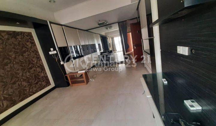 Dijual Apartemen Royal Mediterania Lantai Tinggi Furnished 1