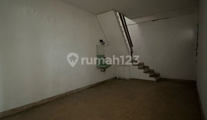 Dijual Rumah Tua di Cideng Jakarta Barat 2