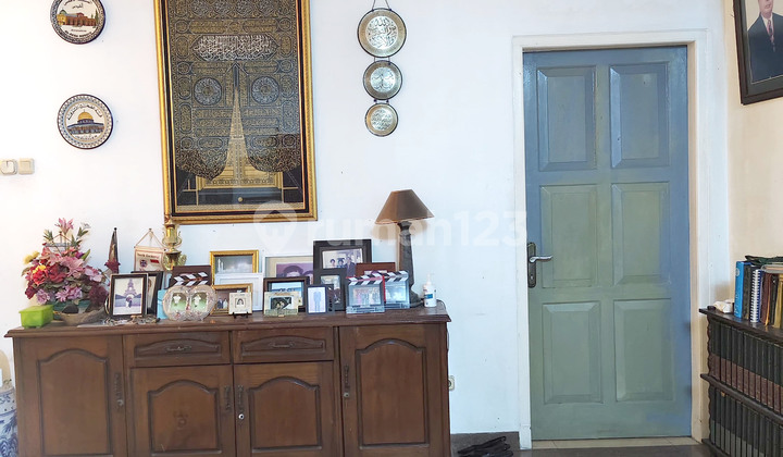 Di Jual Rumah Komersil Kebon Jeruk 2