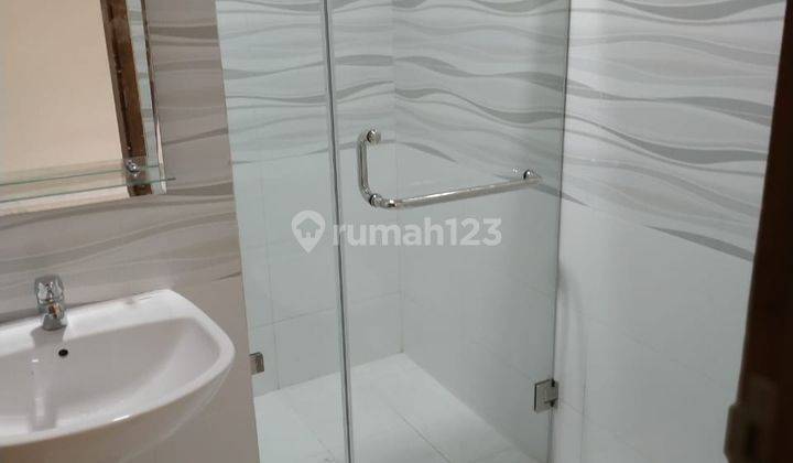 Disewakan Rumah Taman Ratu Jakarta barat 2
