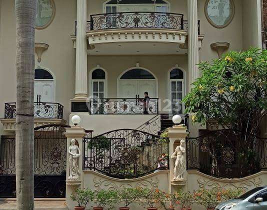 Dijual Rumah Villa Artha Gading Semi Furnished Hadap Selatan 1