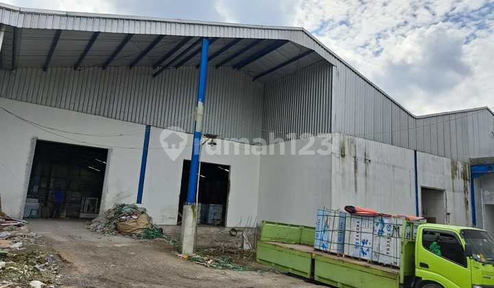 Cikupa Warehouse 5000 Sq Mtr, 3000 Sq Mtr Available for Rent. Price Includes VAT. Cikupa Warehouse 5000 Sq Mtr, 3000 Sq Mtr Available for Rent. Price Includes VAT.