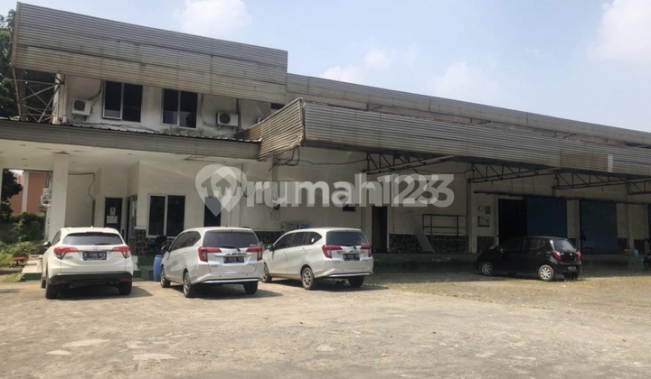 Warehouse for Rent in Bintaro, Cheap Price, Near Highway and KRL Station