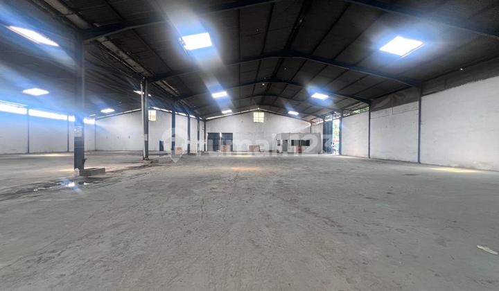 WAREHOUSE 2.5 KM FROM BITUNG TOLL ROAD. SIZE 42 X 84. AFFORDABLE PRICE. MINIMAL RENOVATION. WAREHOUSE 2.5 KM FROM BITUNG TOLL ROAD. SIZE 42 X 84. AFFORDABLE PRICE. MINIMAL RENOVATION.