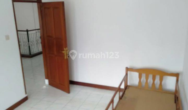 Rumah Super Nyaman, Luas, Cantik, Elegant, Lokasi Super Strategis 3