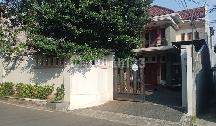 Rumah 2 Lt Dekat Jl.durian Jagakarsa, Jaksel