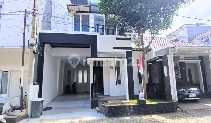 Rumah Bagus 2 Lt + Roof Top Dalam Cluster Jagakarsa, Jaksel