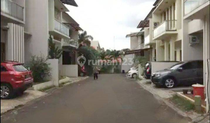 Disewakan Rumah 2 Lt Dalam Cluster Lokasi Kebagusan, Jaksel 2