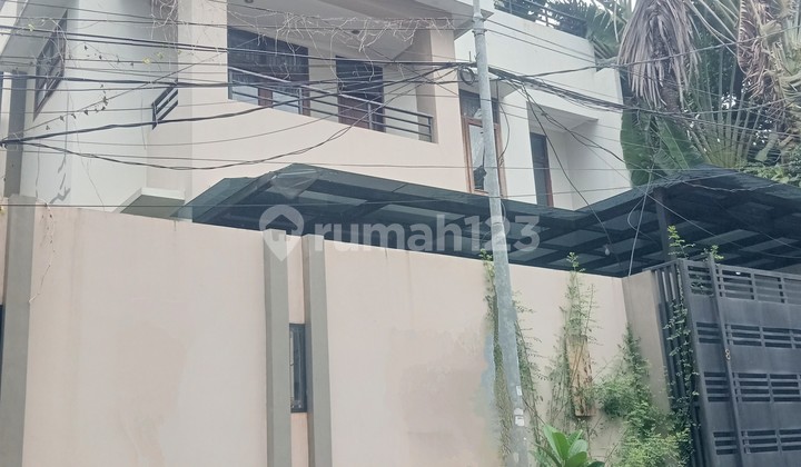 Disewakan Rumah Kebagusan 3 Lt Dekat Tb.simatupang, Jaksel 2