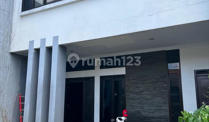 Rumah 2 Lt Ada Roof Topnya Dalam Cluster Lokasi Kebagusan, Jaksel