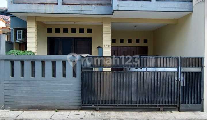 Rumah 2 Lt Dalam Komplek Lokasi Jagakarsa, Jaksel
