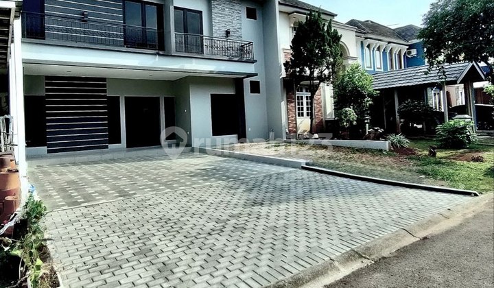 DD334 Rumah Modern Bagus 200 m2 Kota Wisata Cibubur
