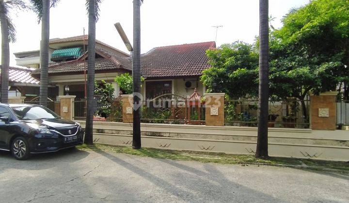 Rumah Hoek LUAS 487 m2 NYAMAN di Jatiwaringin Asri Pondok Gede Bekasi 1