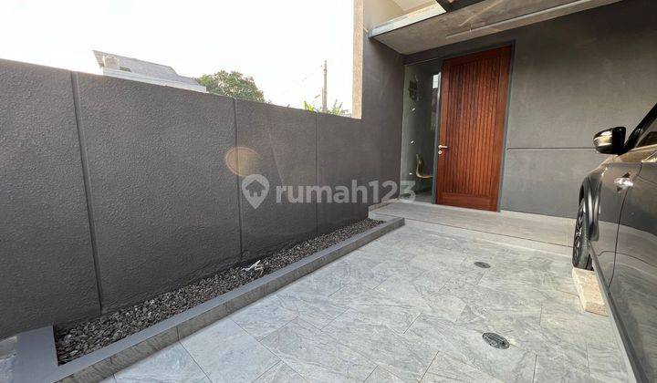 Rumah Modern Dekat Tol di Kodau Jatimekar Jatiasih Bekasi