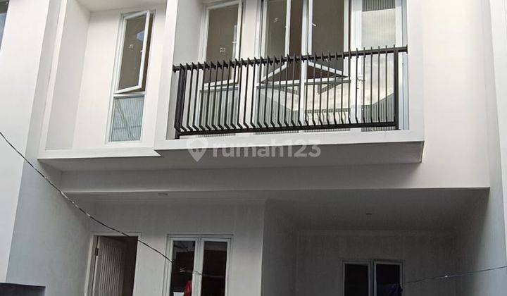 If20 Townhouse Baru Murah di Jaticempaka Jatiwaringin Bekasi 1