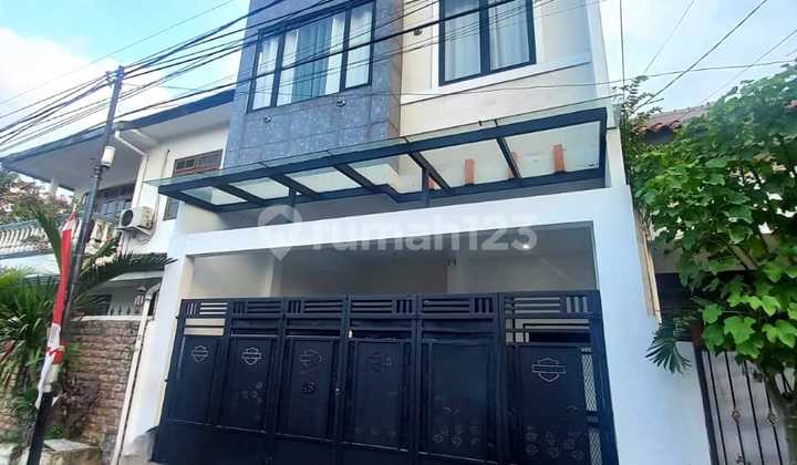 Z82 Rumah Full Furnished 3,5 Lantai Pulo Asem Rawamangun Jakarta Timur 2