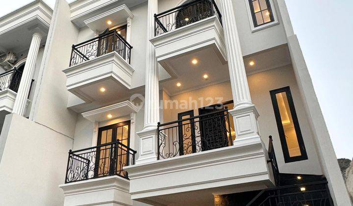 S326f Townhouse Jagakarsa Modern Klasik Murah Jakarta Selatan 1