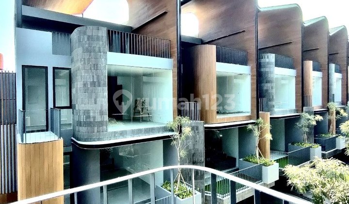 DD326 Modern 4-Storey Townhouse Kemang South Jakarta