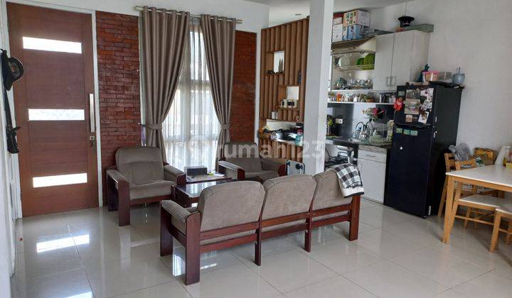 S661 Rumah Bagus 100 M2 Murah di Malaka Sari Jakarta Timur 1