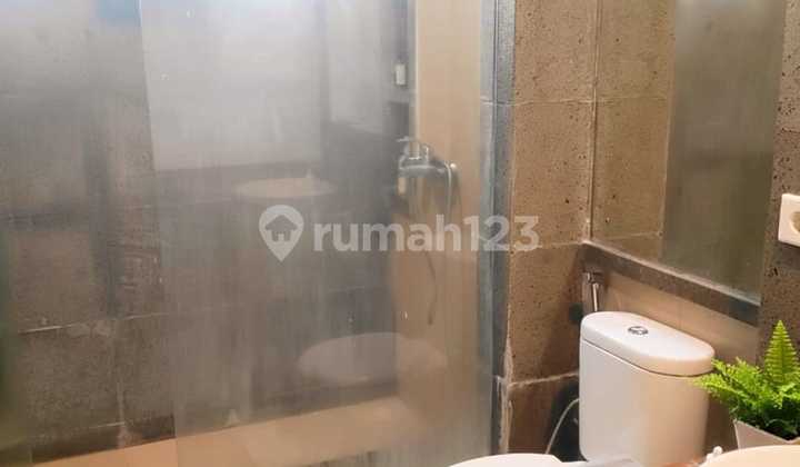 Y371 Rumah Mewah 210 m2 Strategis Balai Pustaka Rawamangun Jakarta Timur