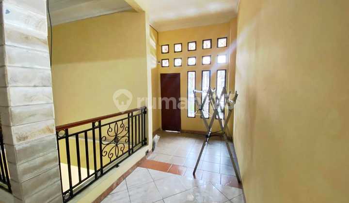 Ac10 Rumah Modern Murah 120 M2 Perumahan Pondok Bambu Jakarta Timur 2