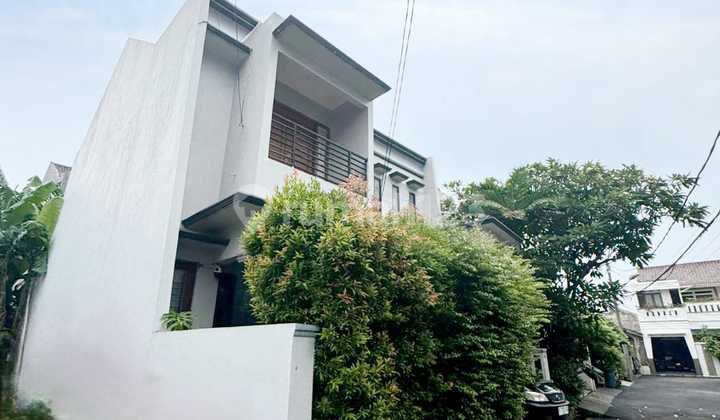 Zn84 Rumah Cantik Siap Huni 132 M2 Balekambang Condet Jakarta Timur 2