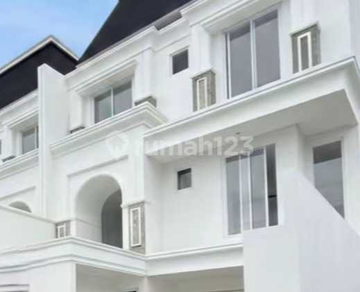 F02 Rumah Baru Mewah 225 M2 Strategis Tebet Timur Jakarta Selatan