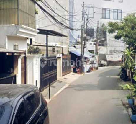 Z139 Cheap Strategic 2-Story House in Tebet, South Jakarta 2