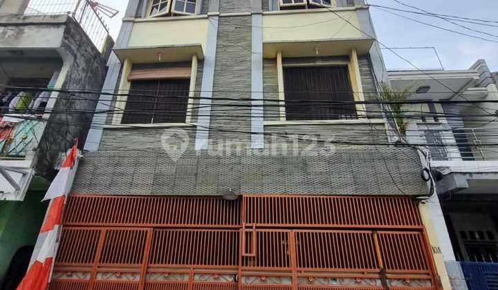 Z116 Rumah Kost Full Terisi 16 Kamar Johar Baru Jakarta Pusat