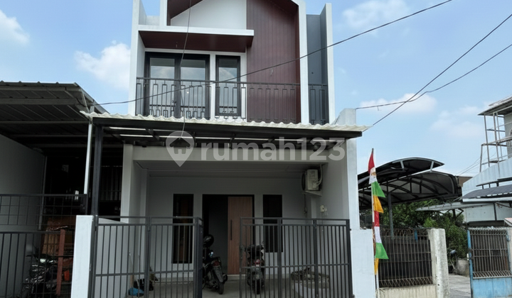 Y379 Rumah Bagus 105 m2 Dekat tol dan LRT Ciracas Jakarta Timur Y379 Rumah Bagus 105 m2 Dekat tol dan LRT Ciracas Jakarta Timur