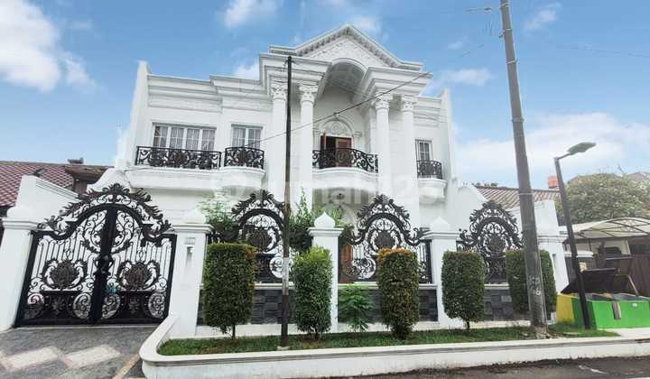 Y287D Rumah Megah Klasik  Billymoon Pondok Kelapa Jakarta Timur 2