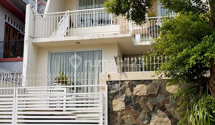 S738 Rumah 3 Lantai 175 M2 Murah Billymoon Pondok Kelapa Jakarta Timur