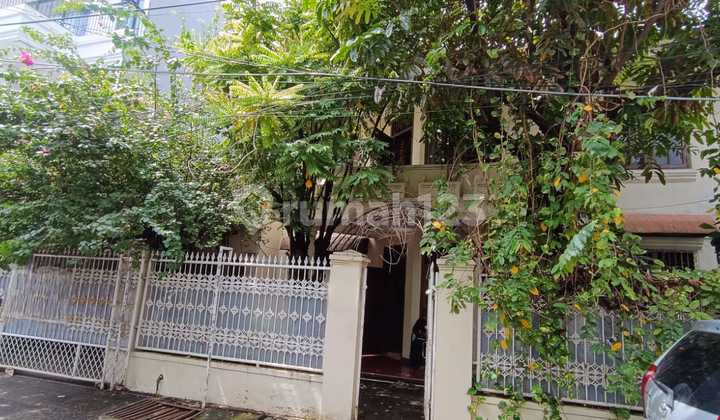 AC6 2-Story House 206 m2 Cheap in Rawamangun East Jakarta 2