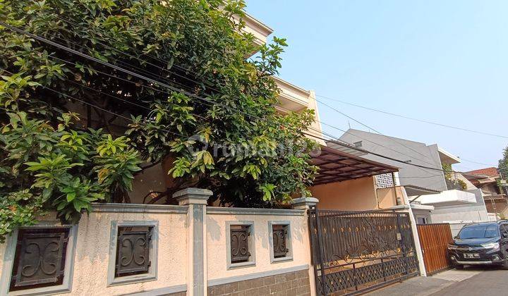 S576 Rumah Mewah 174 M2 Murah di Rawamangun Jakarta Timur 14