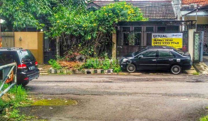 Rumah 1 Lantai Kris Kencana Dekat Pusat Kota Surabaya 1