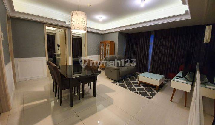 Apartemen Lariz Mansion Lantai M5 , Pakuwon Mall Private Lift, Full Furnish 2