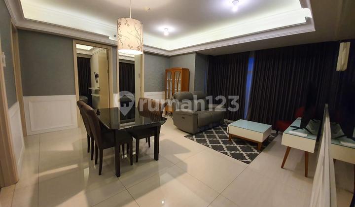 Disewakan LARIZ Mansion Lantai M5, Pakuwon Mall private lift, full furnish tjakeps 2