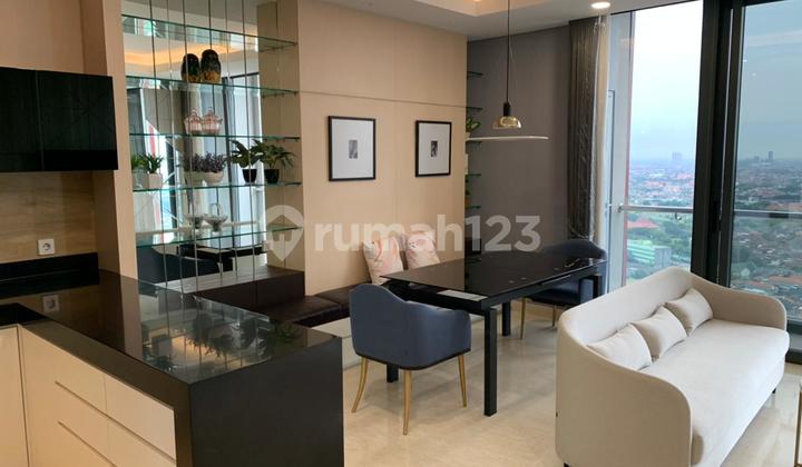 Sewa Apartemen VOILA Lantai 27 cuantikkk, Ciputra World Surabaya private lift, full furnish  1