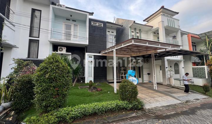 Villa in Batu city near BNS Villa in Batu city near BNS