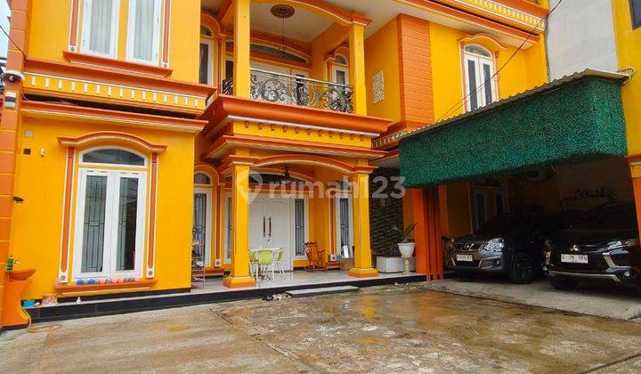 Rumah Terawat 3 Lantai Semi Furnish Di Cipayung Jakarta Timur  1